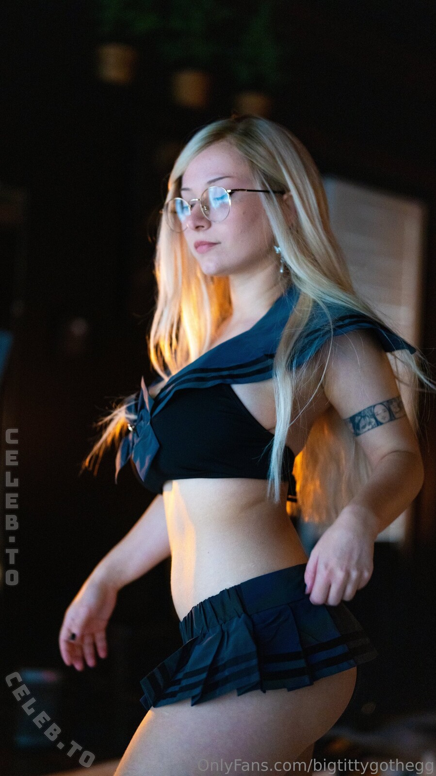 bigtittygothegg nude photo 4