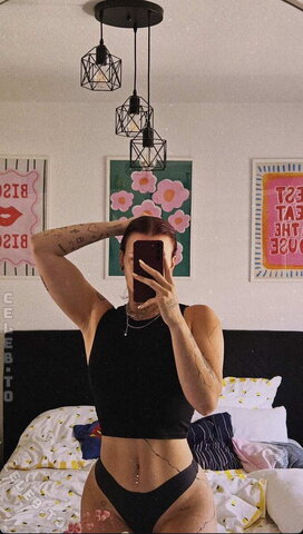 Bimbalabambi nude photo 1