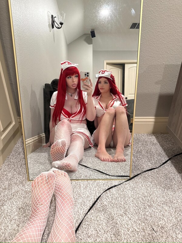 bimbogrlfriend nude photo 2