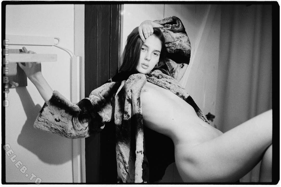 Birkaiss nude photo 2