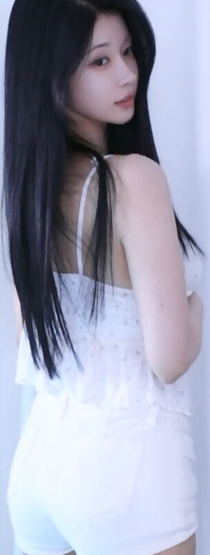 BJ nude photo 14