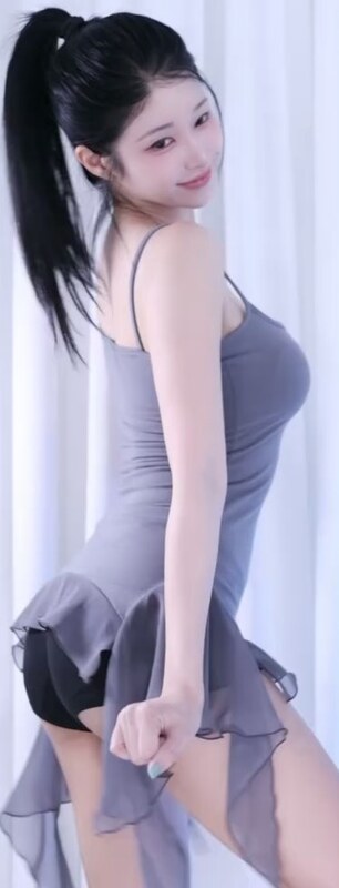 BJ nude photo 6
