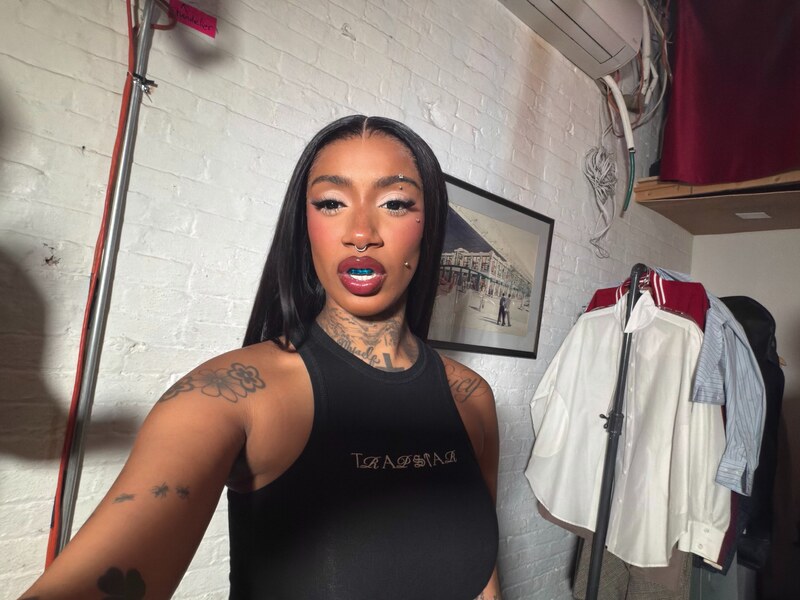 bktherula nude photo 2