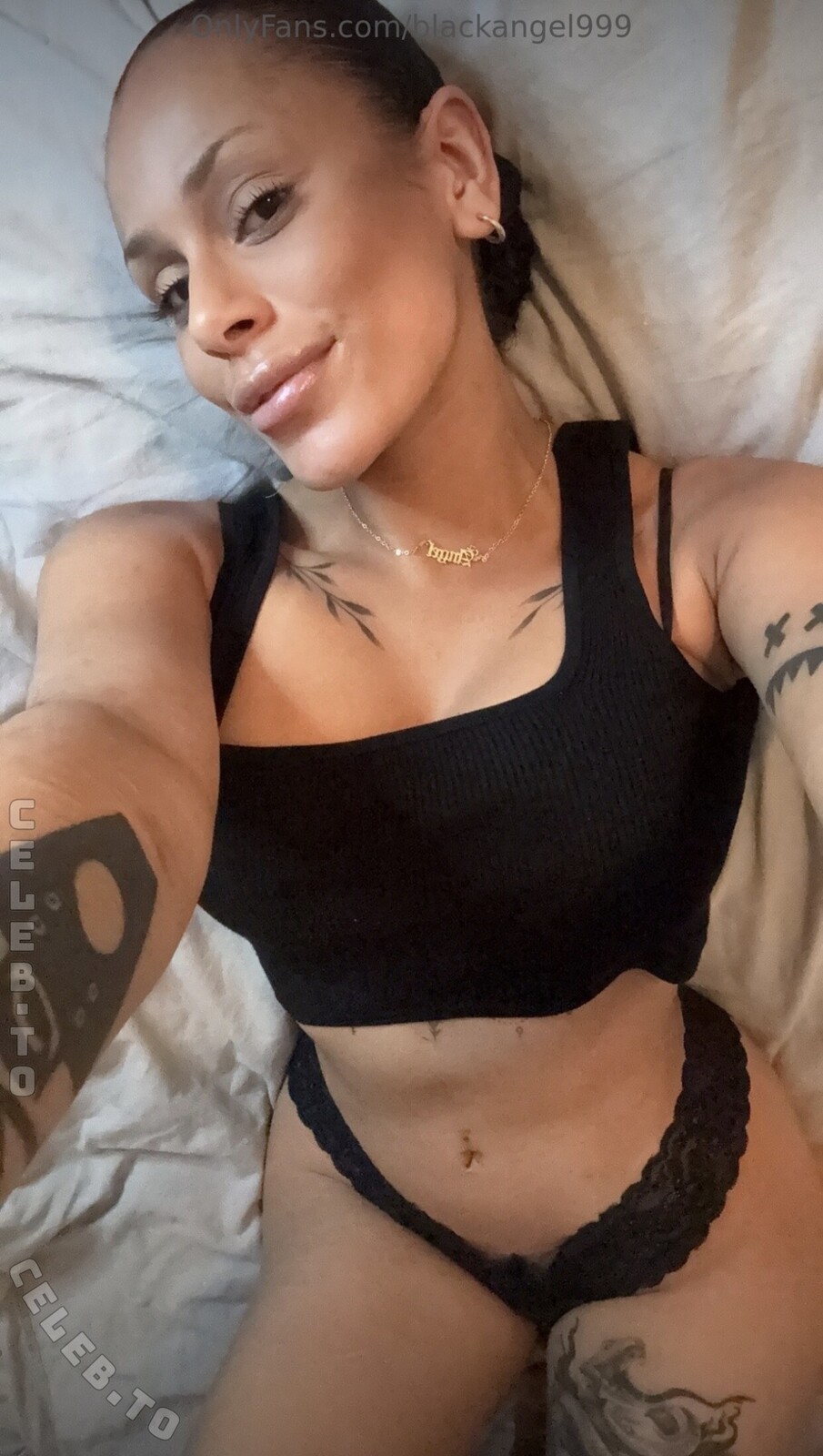 blackangel999 nude photo 1