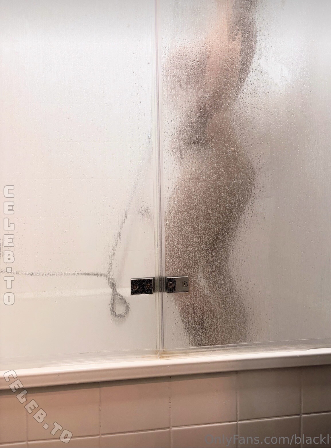 Blackly nude photo 2