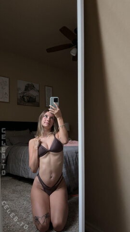 Blair Bishop nude photo 19