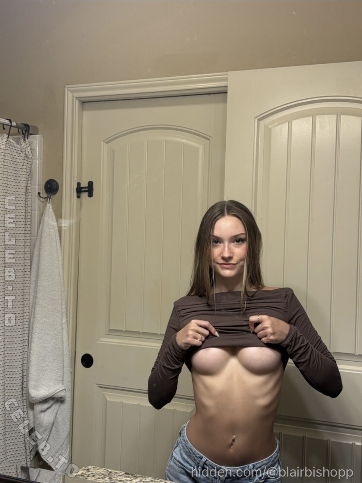 Blair Bishop nude photo 2