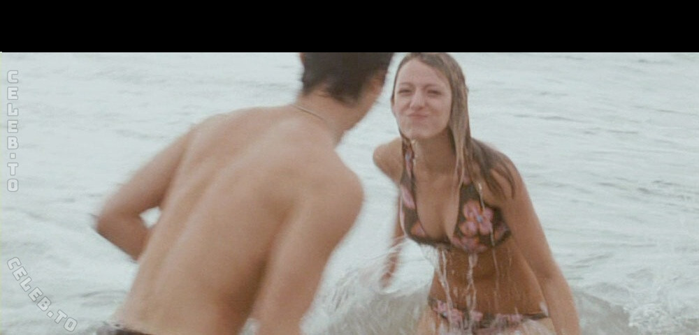 Blake Lively nude photo 2