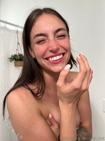 Blakely Barton nude photo 3