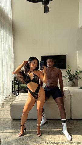 blasianflex nude photo 1