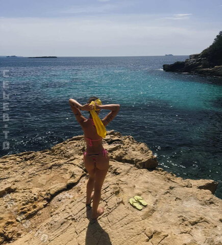 Bleneraademi nude photo 29
