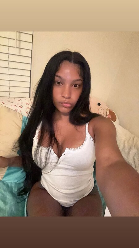 bllessiingss nude photo 2