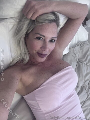 blondiebarbieee nude photo 7