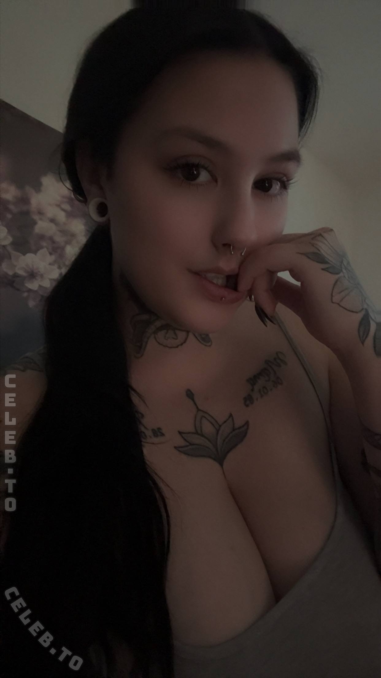 bloodycarry_official nude photo 1