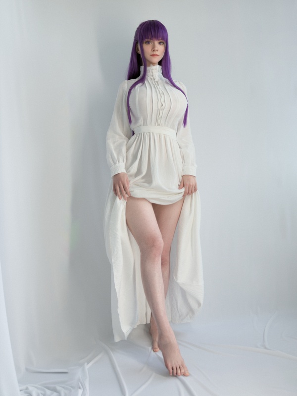 Blosmere nude photo 3