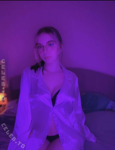 Blossomprinxess – From Telegram