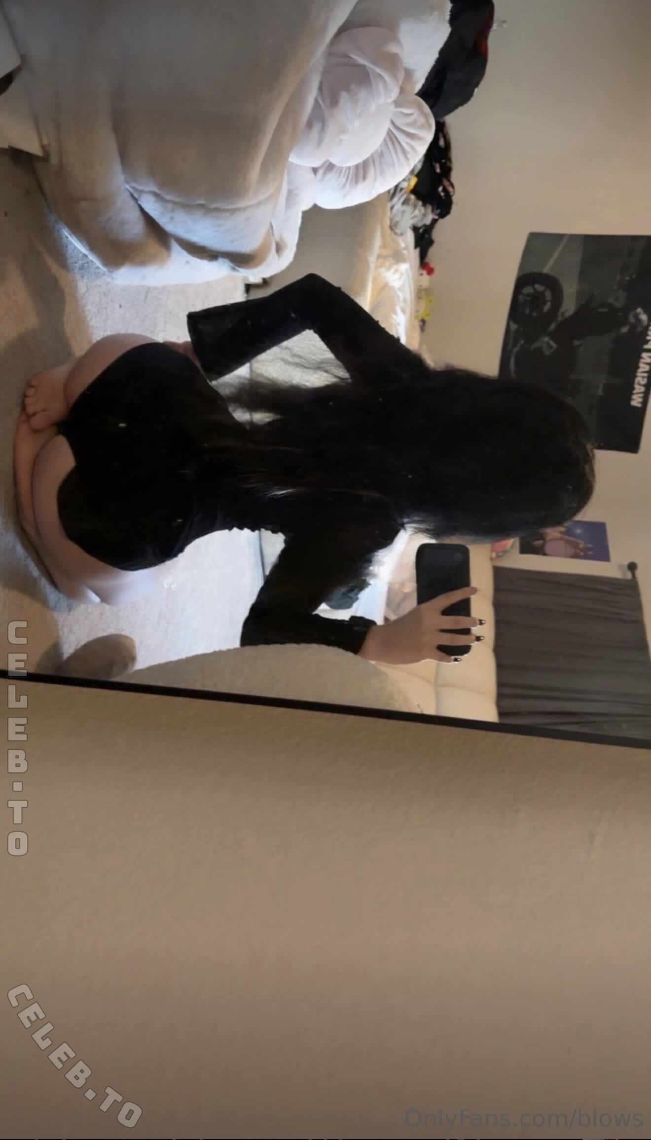 BLOWS nude photo 4