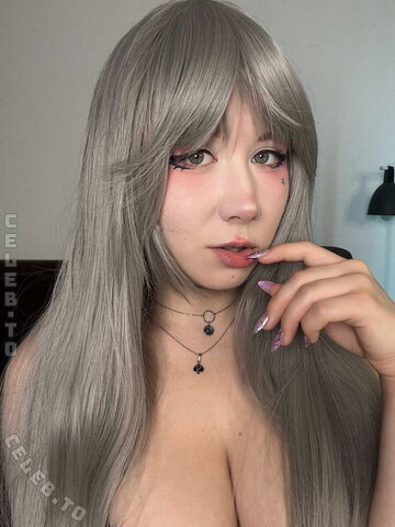 BlueMoonie nude photo 1