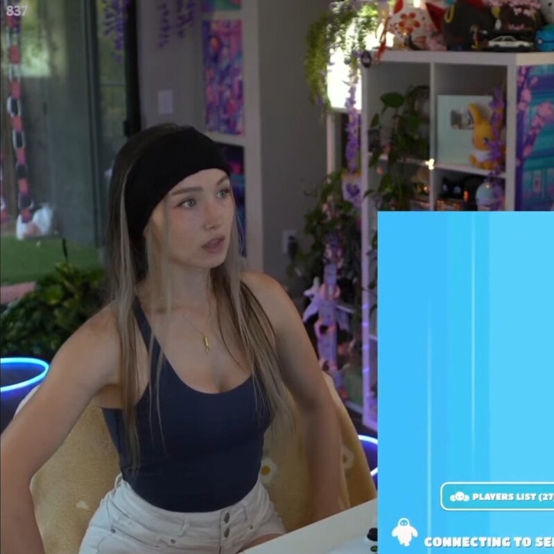 BluTube nude photo 13