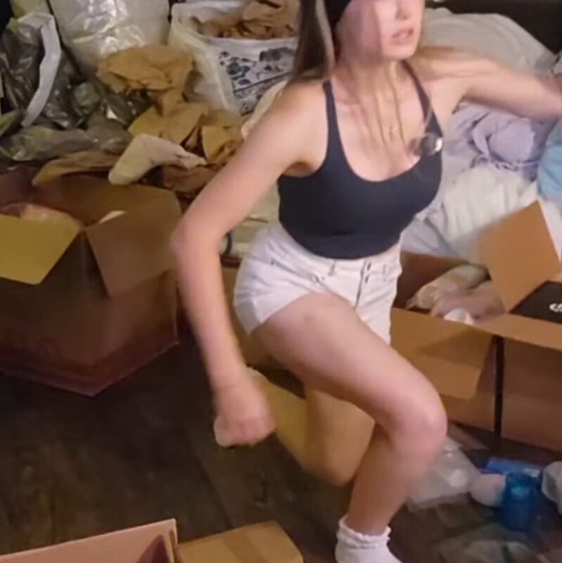 BluTube nude photo 7
