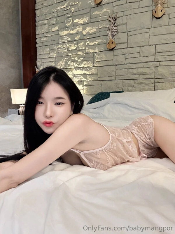 Bmangpor nude photo 22