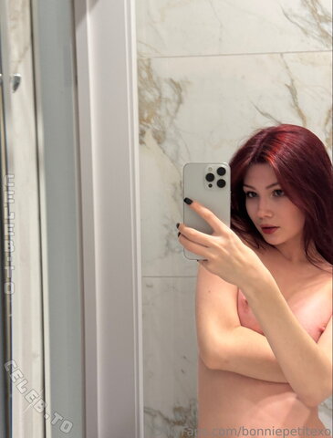 Bonnie Petite nude photo 16