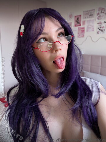 Bonnie Petite photo 2
