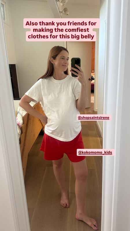 Bonnie Wright nude photo 1