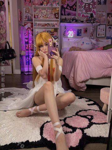booleahhh nude photo 25