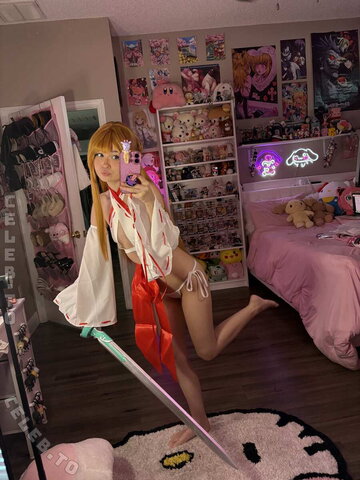booleahhh nude photo 3