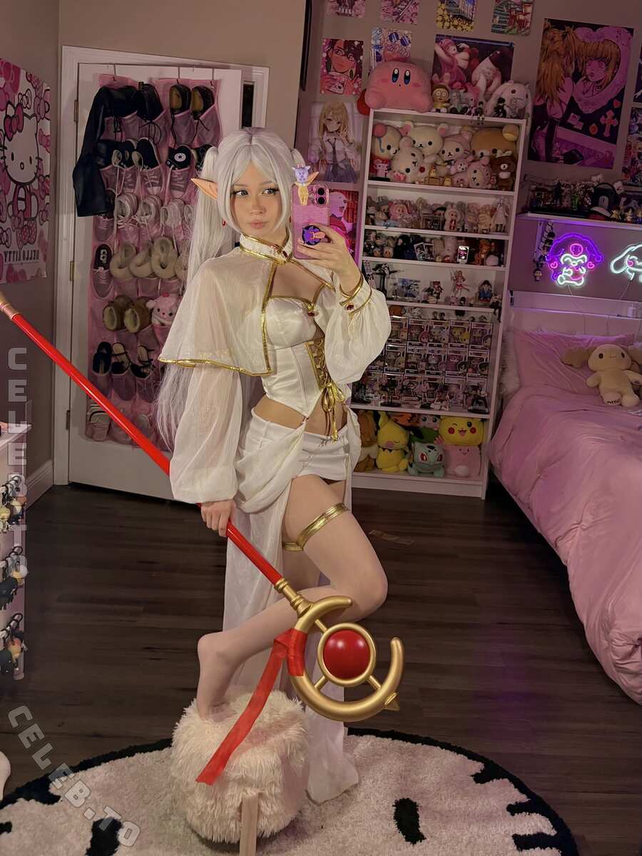 booleahhh nude photo 4