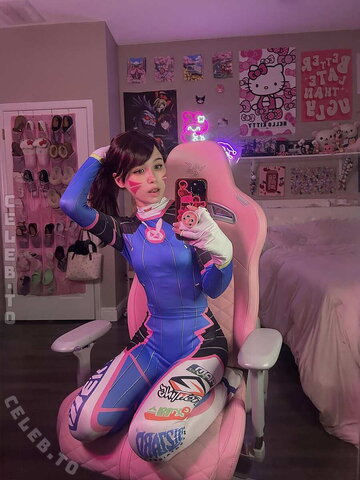 booleahhh nude photo 8