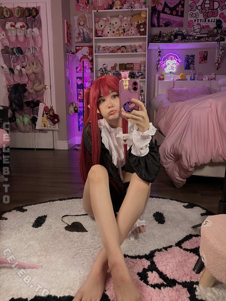 booleahhh nude photo 8
