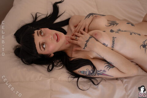Borderlady nude photo 75