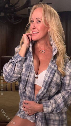 Brandi Love nude photo 417