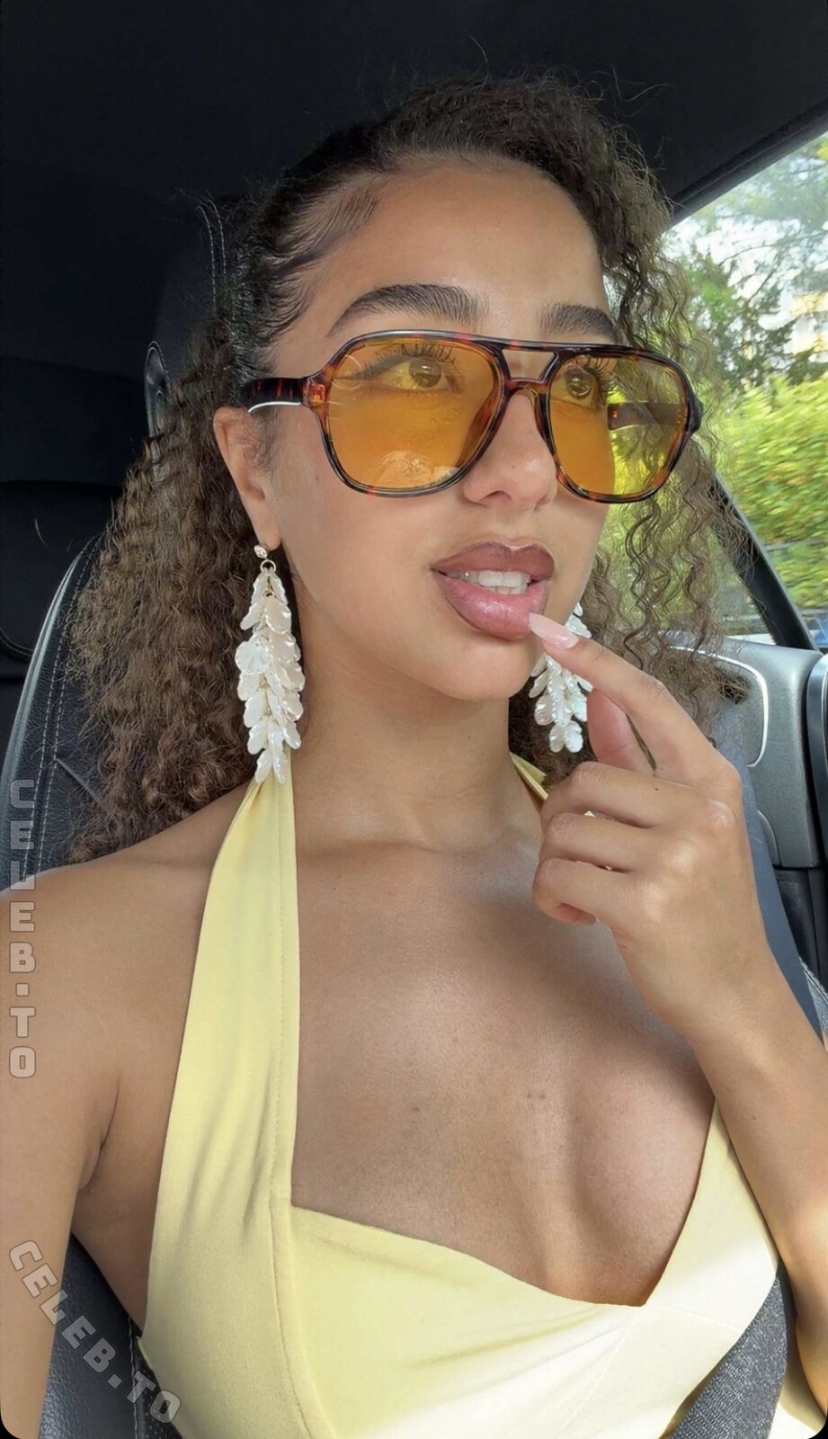 Brazil Mommy nude photo 2