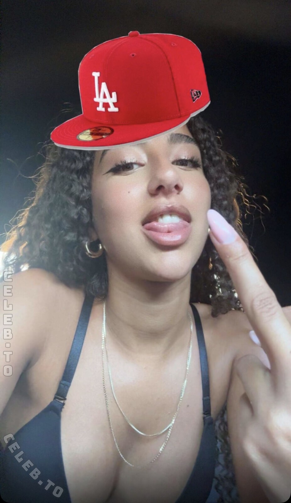 Brazil Mommy nude photo 1