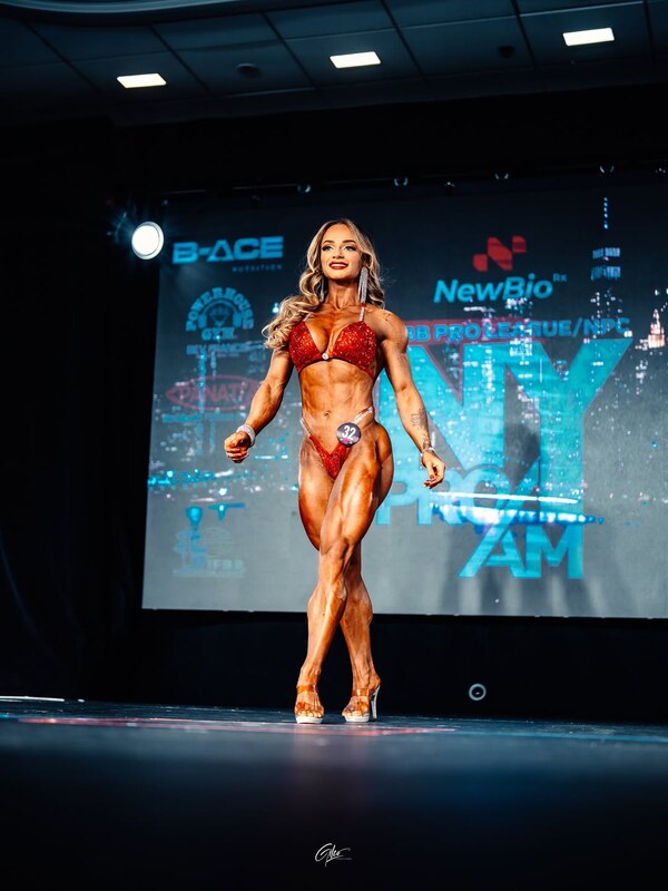 Brazilian Fitness & Muscle Girls nude photo 5