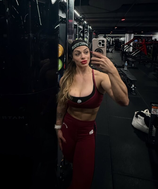 Brazilian Fitness & Muscle Girls nude photo 18