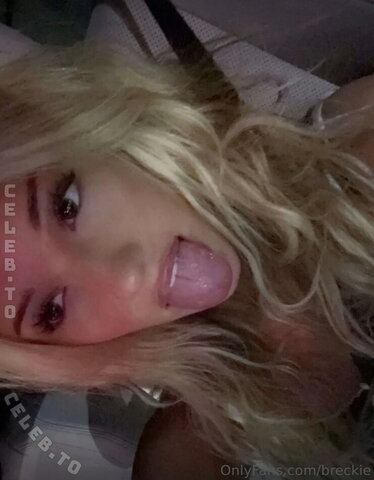 Breckie Hill nude photo 271