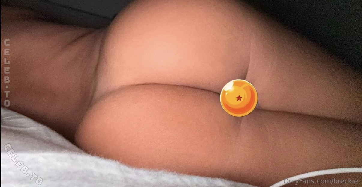 Breckie Hill nude photo 1