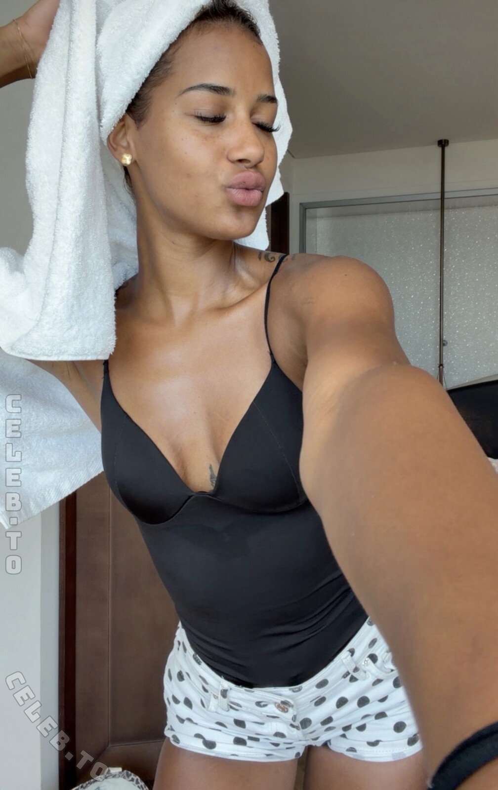 Brenda_bkn nude photo 1