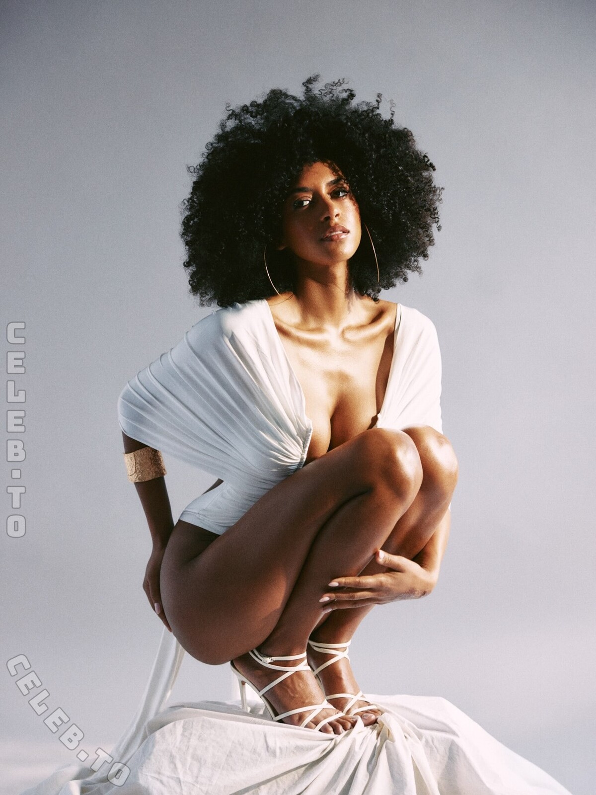 Briana Smith nude photo 4