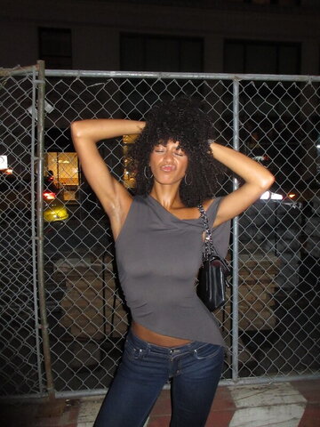 Briana Smith Sexy (6 photos)