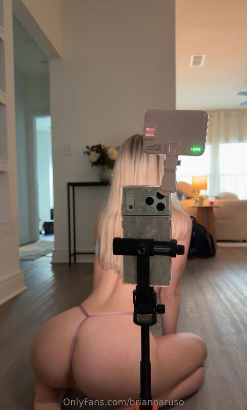 Briannaruso nude photo 2