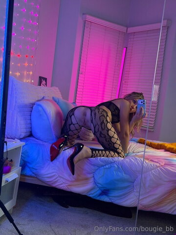 Brie Belle nude photo 173