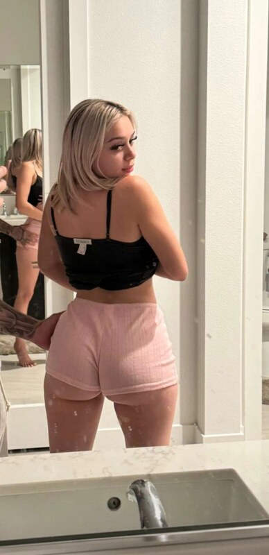 britneyyyofficial nude photo 1