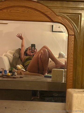 Brittany Carney Hot (3 photos)