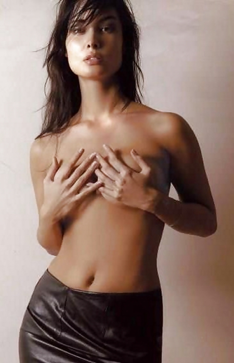 Bérénice Marlohe nude photo 1