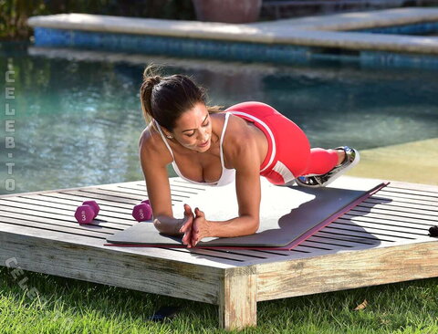 Brooke Burke nude photo 100